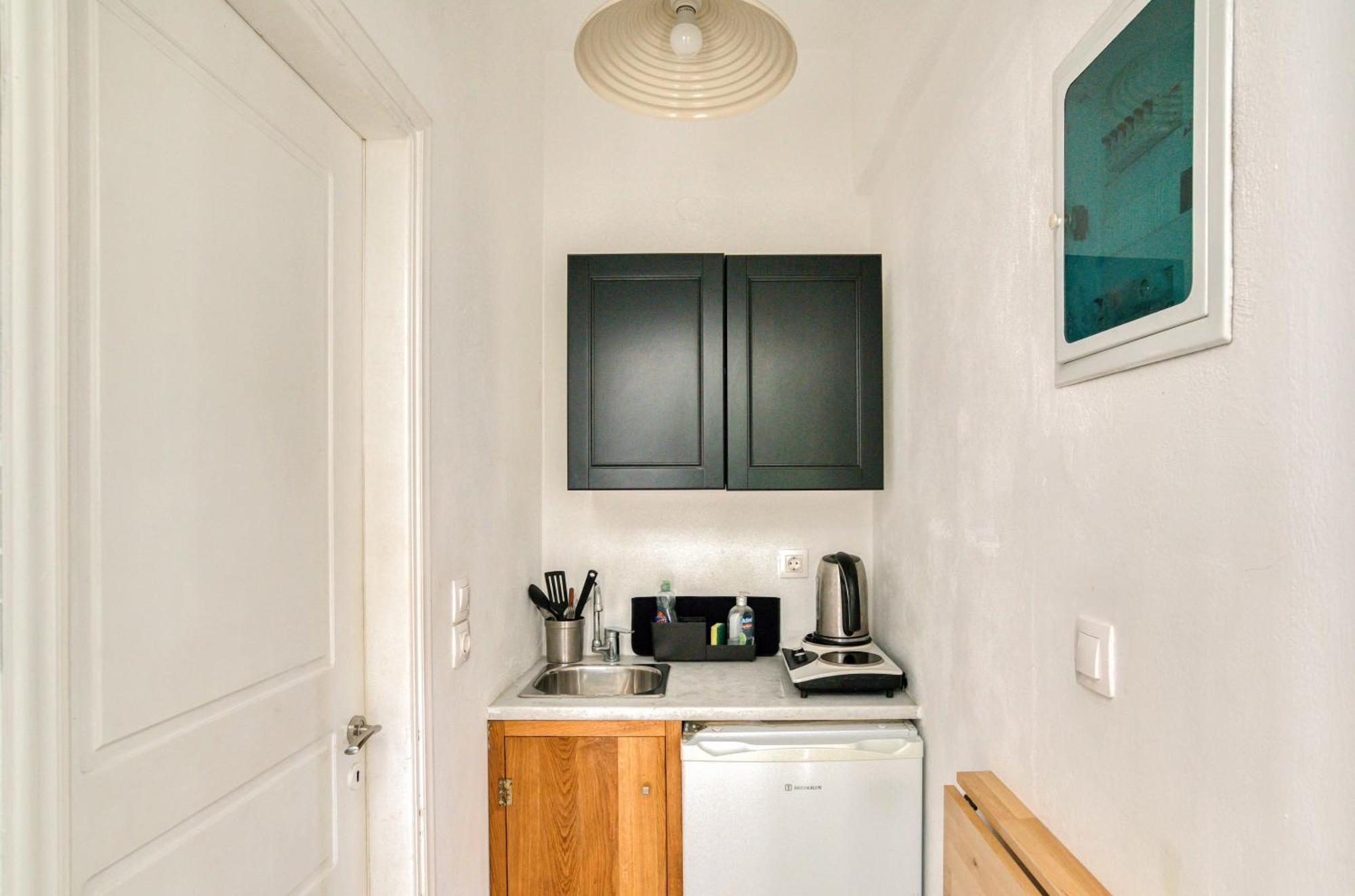 Dahlia Apartments And Studios Alikí Buitenkant foto